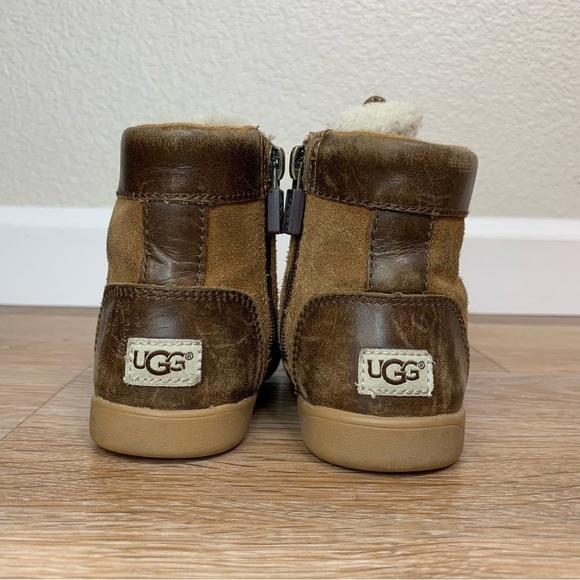 UGG Ager Kids Unisex Winter Warm Boots, Size 7 - Picture 10 of 13